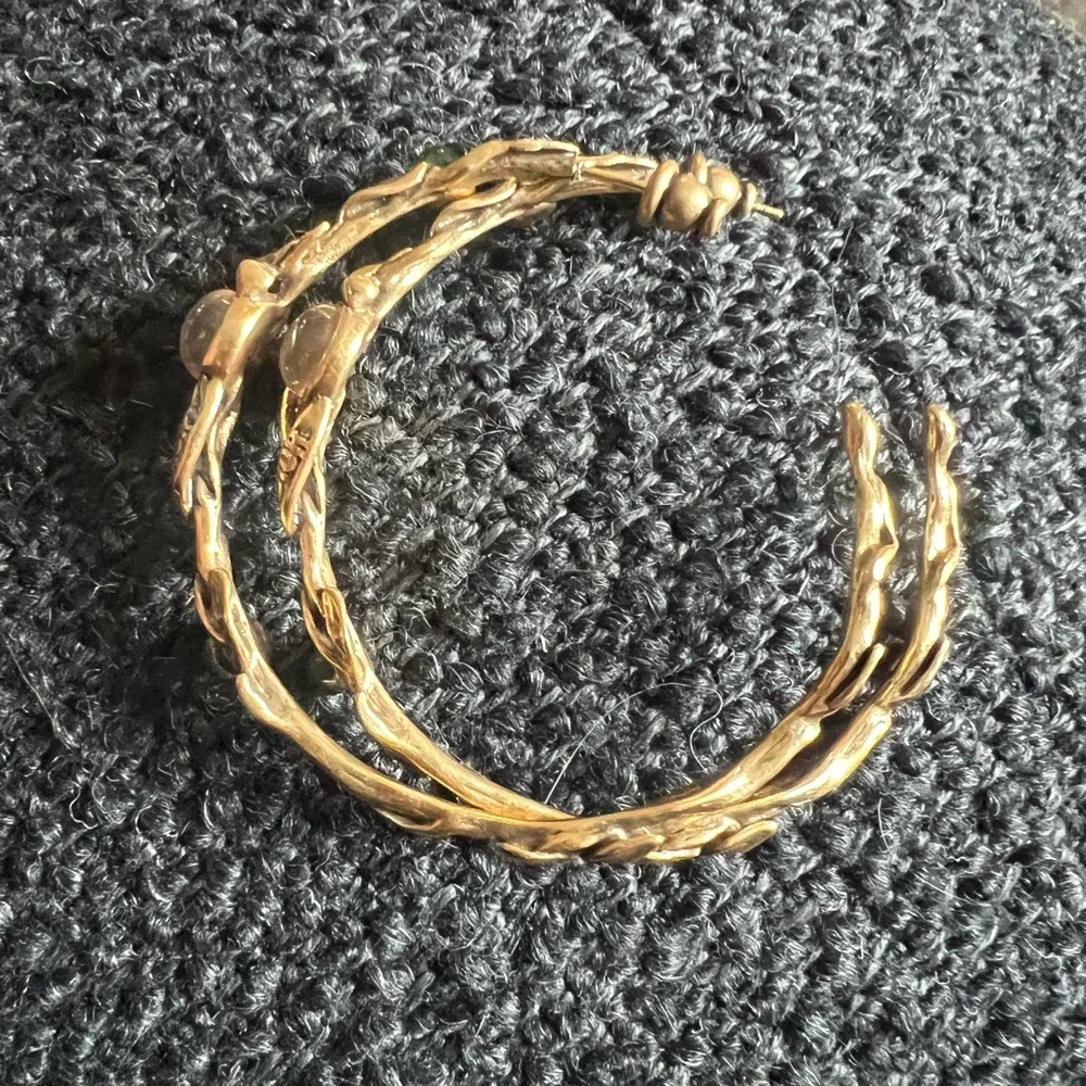 Elegant Gold and Green Women's hoop earrings - Picture 9 of 14